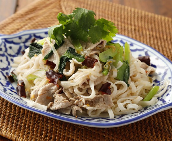 センレック ヘン（汁なし米麺）