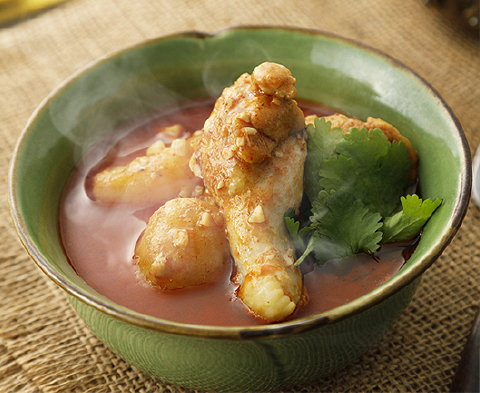 手軽に本格タイの味！辛旨マッサマンカレー